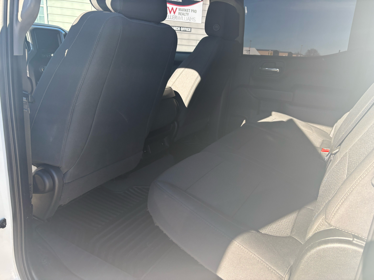 Chevrolet Silverado 1500 4WD Crew Cab 143.5" Custom 2021