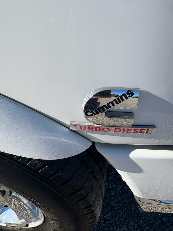 Dodge Ram 2500 Laramie Quad Cab Long Bed 2WD 2005