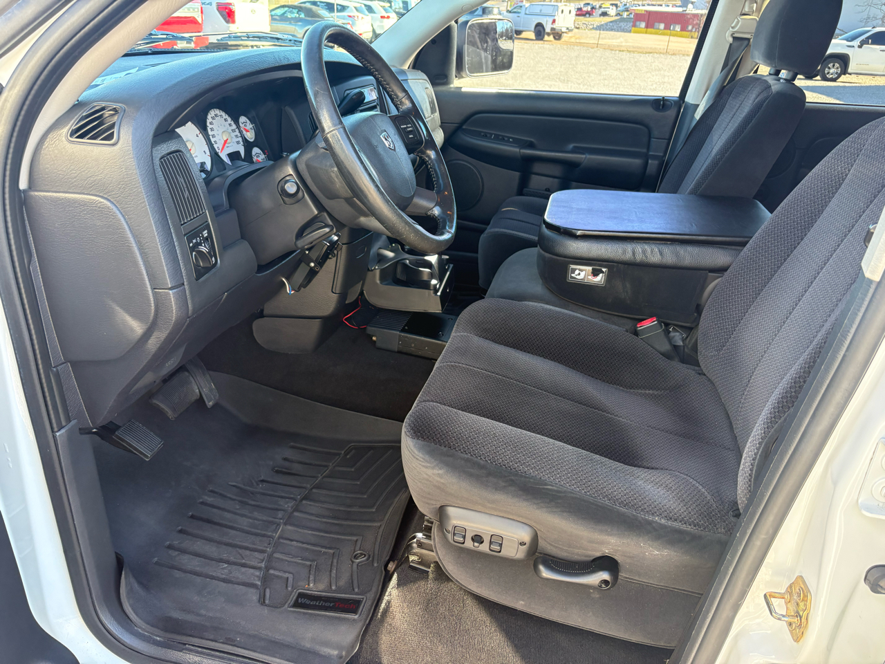 Dodge Ram 2500 Laramie Quad Cab Long Bed 2WD 2005