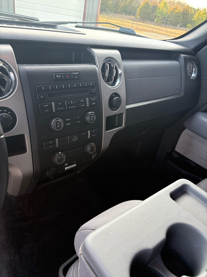 Ford F-150 4WD SuperCrew 139" XLT 2014