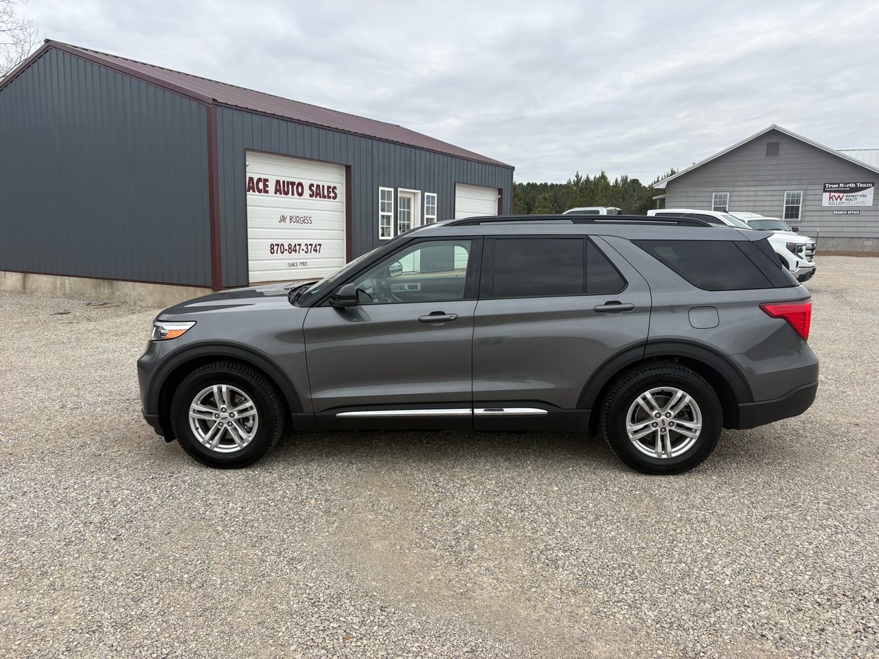 Ford Explorer XLT 2022