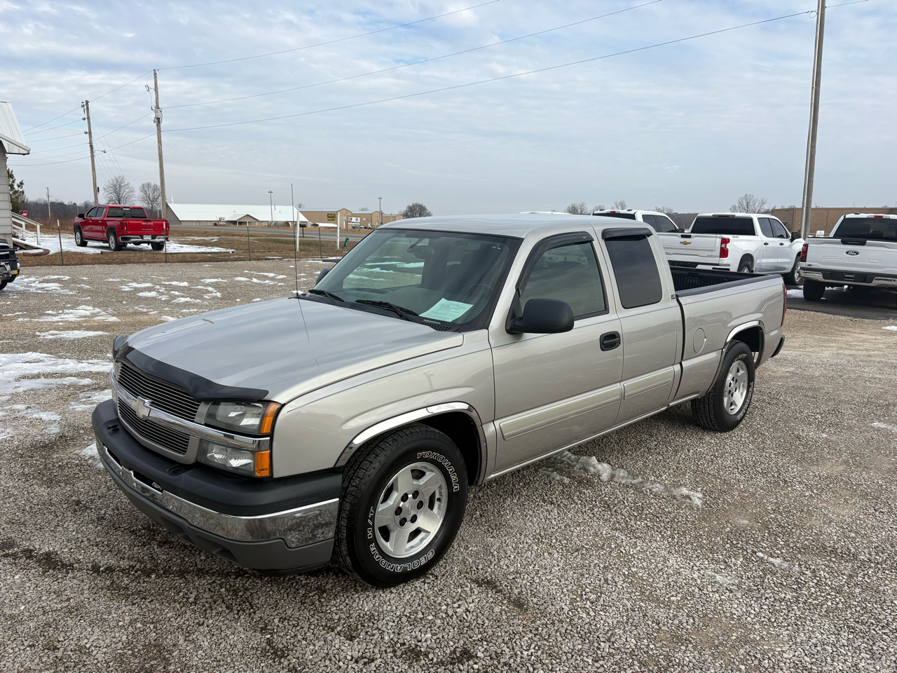 Chevrolet Silverado 1500 2WD Double Cab 143.5" LS 2005