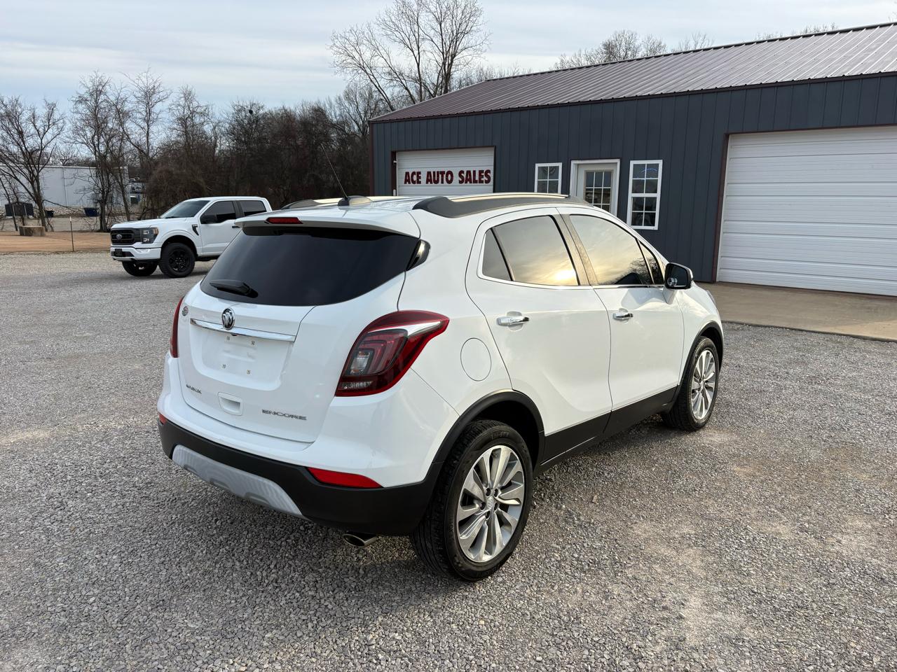 Buick Encore Preferred II 4D SUV FWD 2017