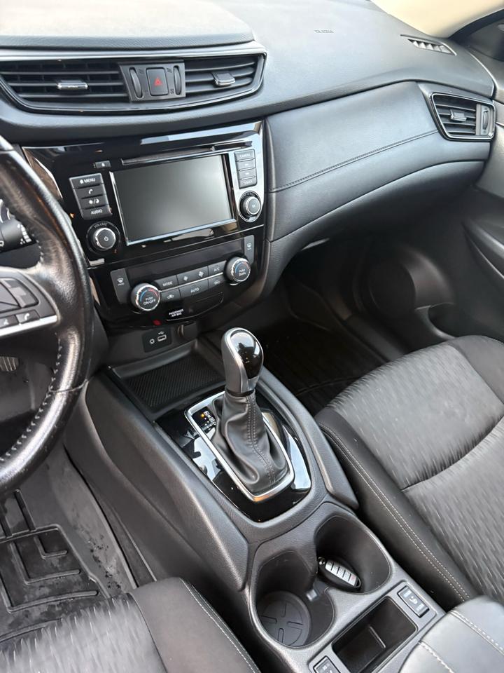 Nissan Rogue AWD 4dr SV 2020