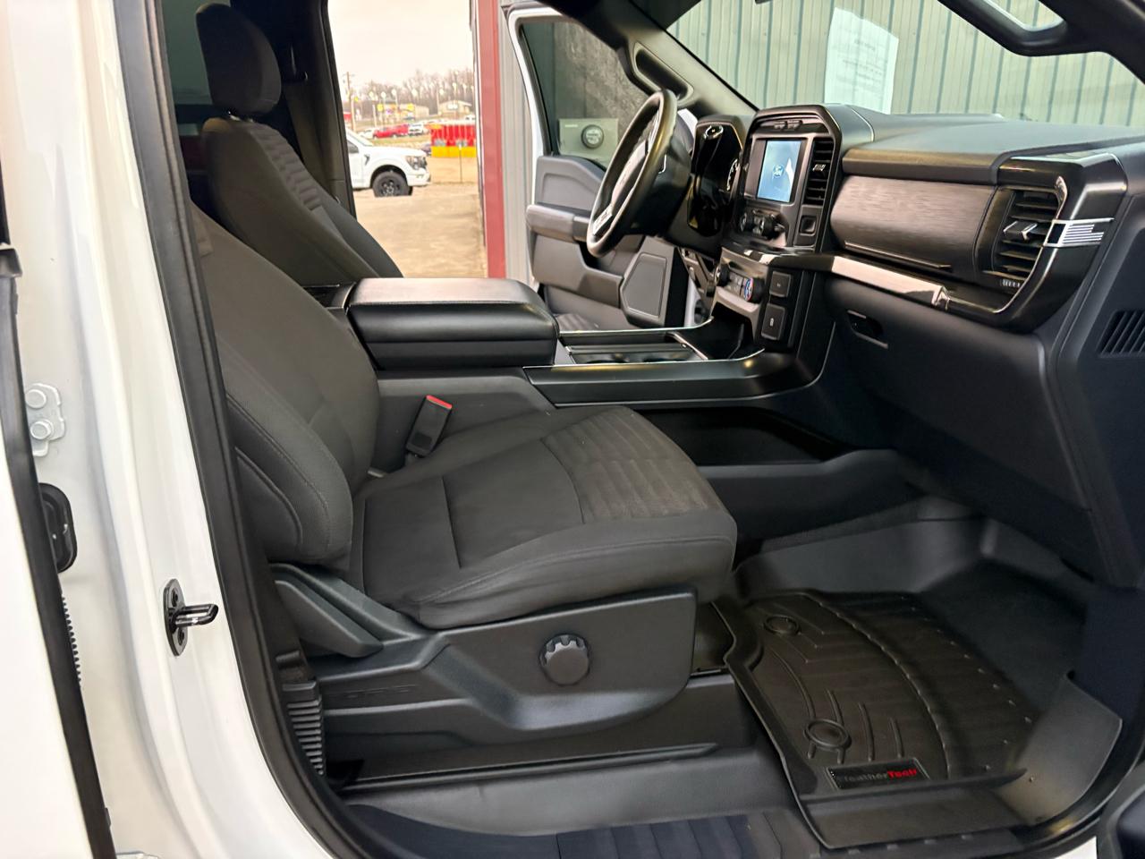 Ford F-150 4WD SuperCrew 139" XLT 2021