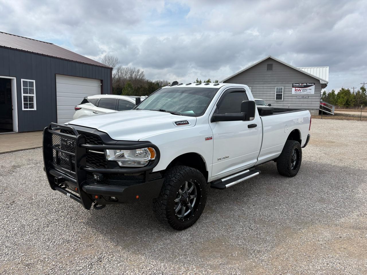 RAM 2500 Tradesman Regular Cab 4WD 2020