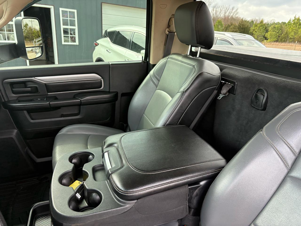 RAM 2500 Tradesman Regular Cab 4WD 2020