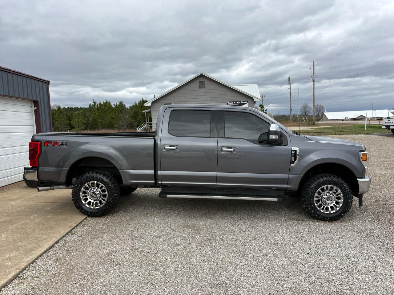 Ford F-250 SD FX4 Crew Cab 4WD 2022