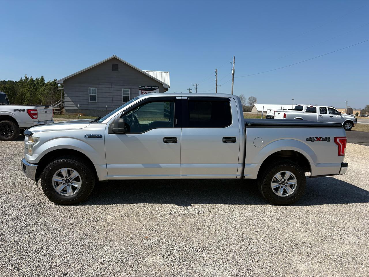 Ford F-150 4WD SuperCrew 139" XLT 2016
