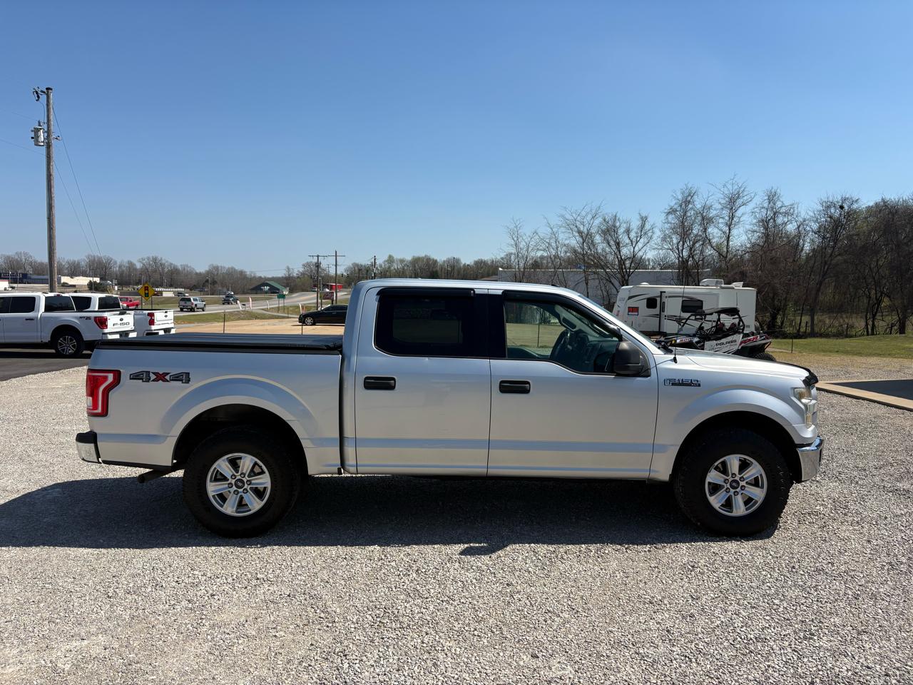 Ford F-150 4WD SuperCrew 139" XLT 2016