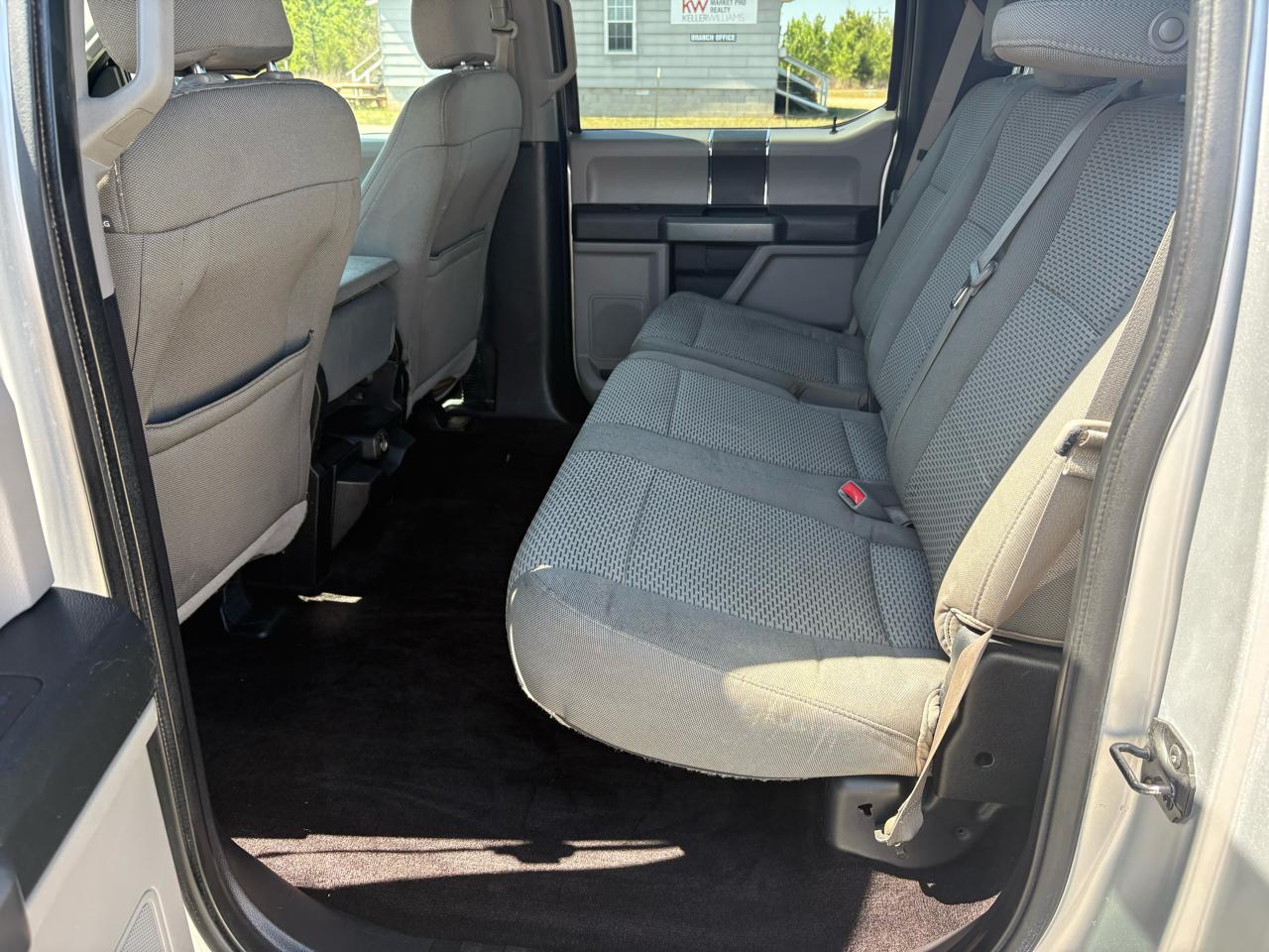 Ford F-150 4WD SuperCrew 139" XLT 2016