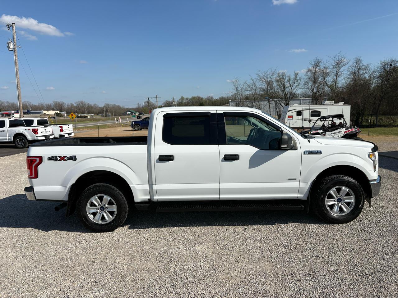 Ford F-150 4WD SuperCrew 139" XLT 2017
