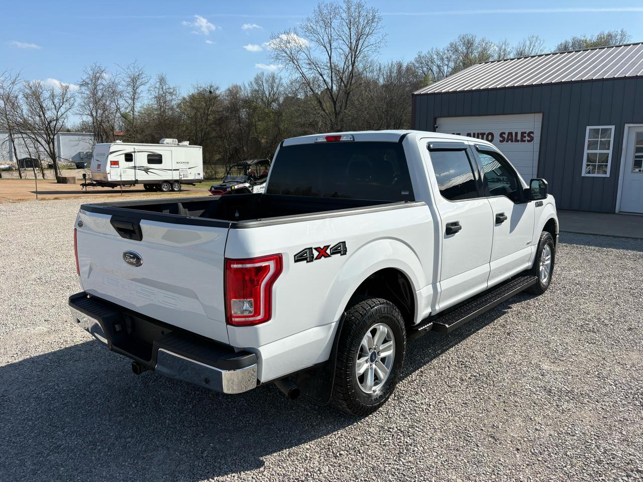 Ford F-150 4WD SuperCrew 139" XLT 2017