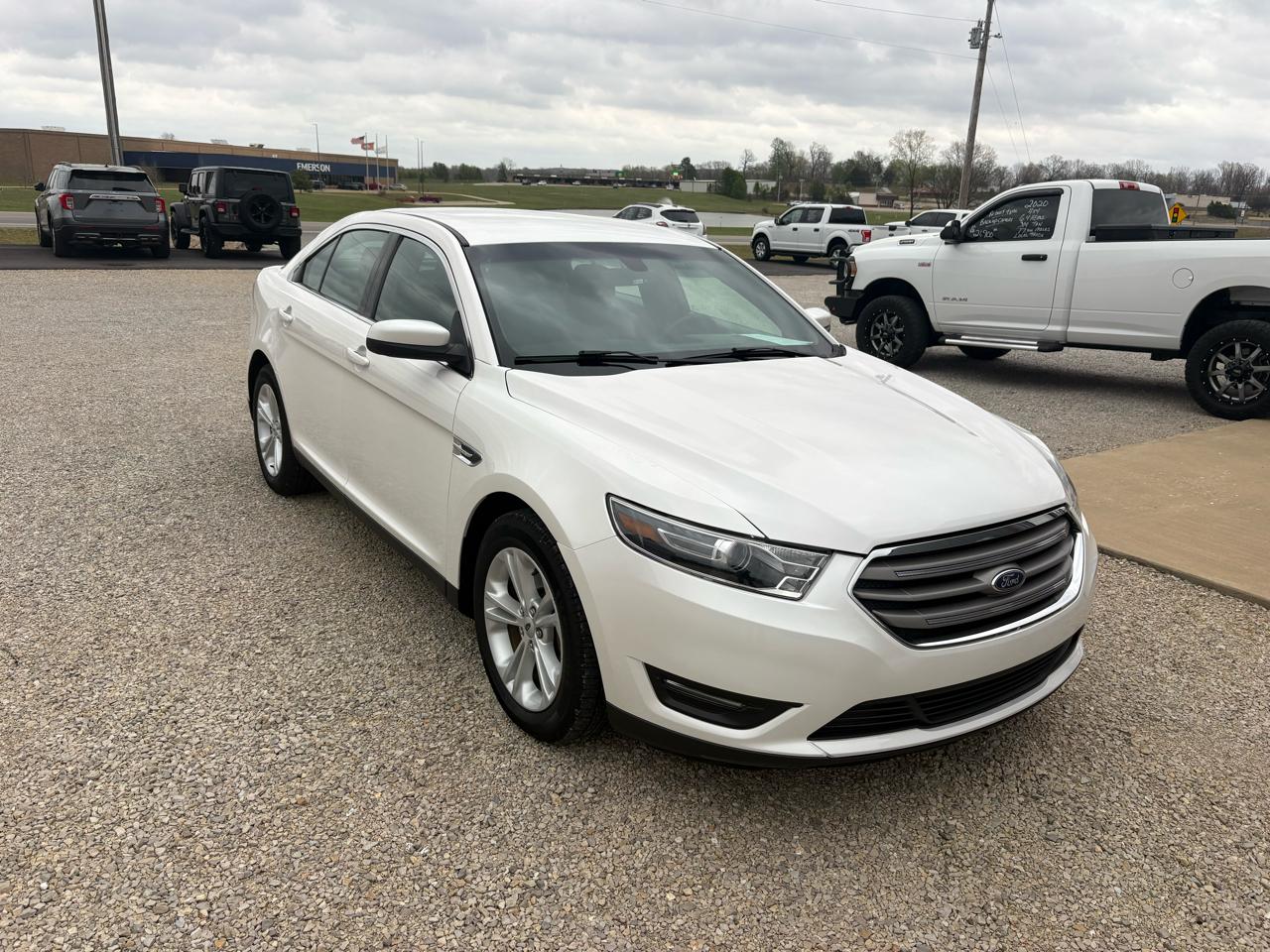 2018 Ford Taurus SEL FWD