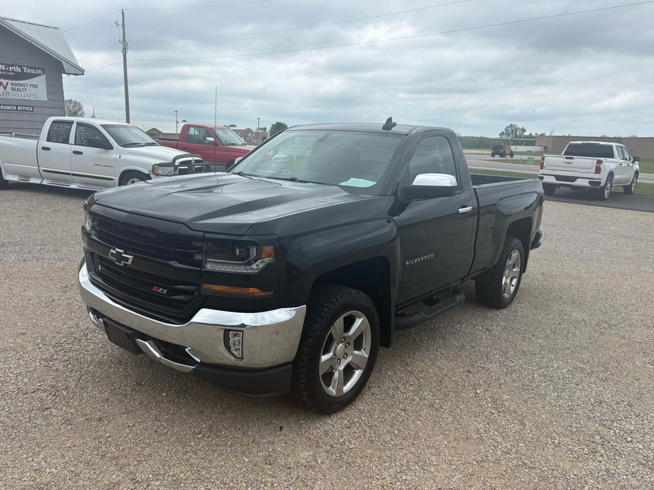 Chevrolet Silverado 1500 LT Z71 Reg Cab 4WD 2017