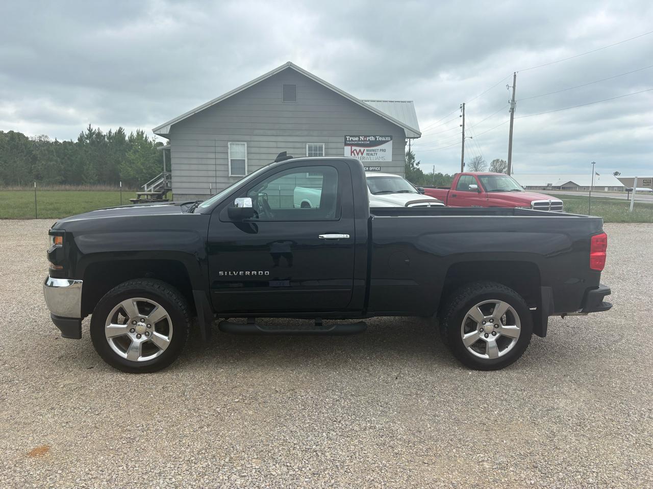 Chevrolet Silverado 1500 LT Z71 Reg Cab 4WD 2017