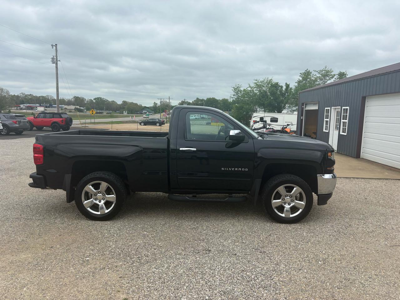 Chevrolet Silverado 1500 LT Z71 Reg Cab 4WD 2017