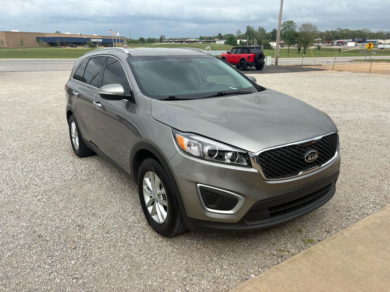 Kia Sorento LX V6 2WD 2017