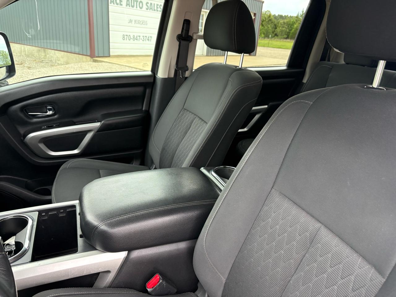 Nissan Titan XD PRO-4X Crew Cab 4WD Diesel 2019