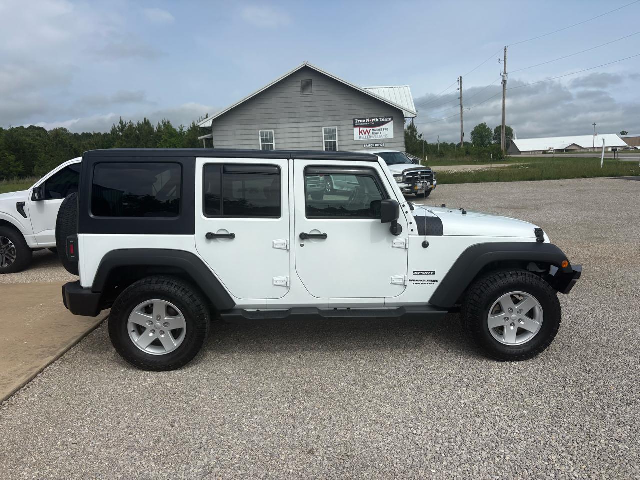 Jeep Wrangler JK Unlimited Sport 4WD 2018