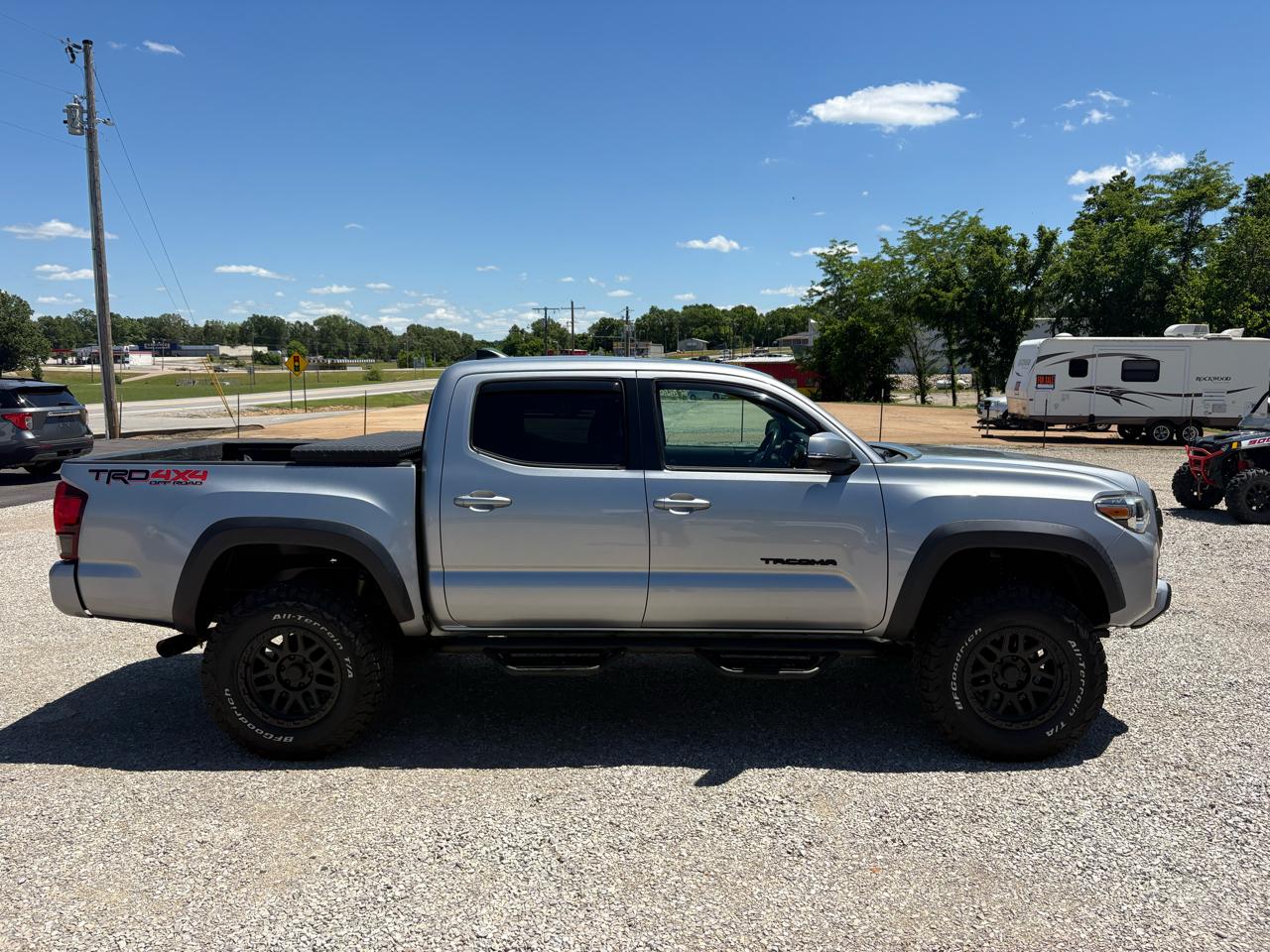 Toyota Tacoma 4WD Double Cab V6 AT TRD Off Road (Natl) 2019