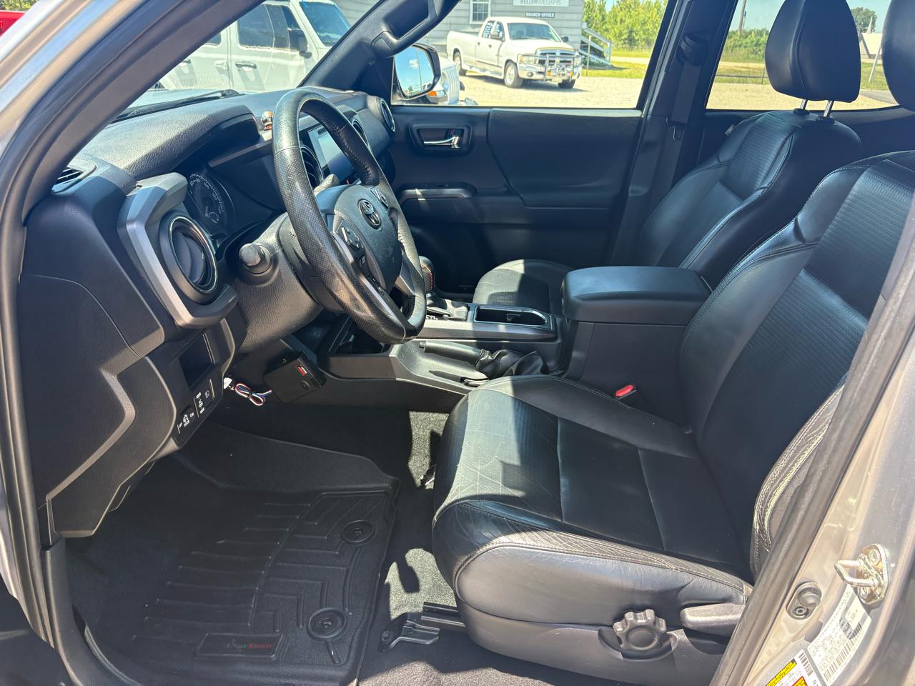 Toyota Tacoma 4WD Double Cab V6 AT TRD Off Road (Natl) 2019
