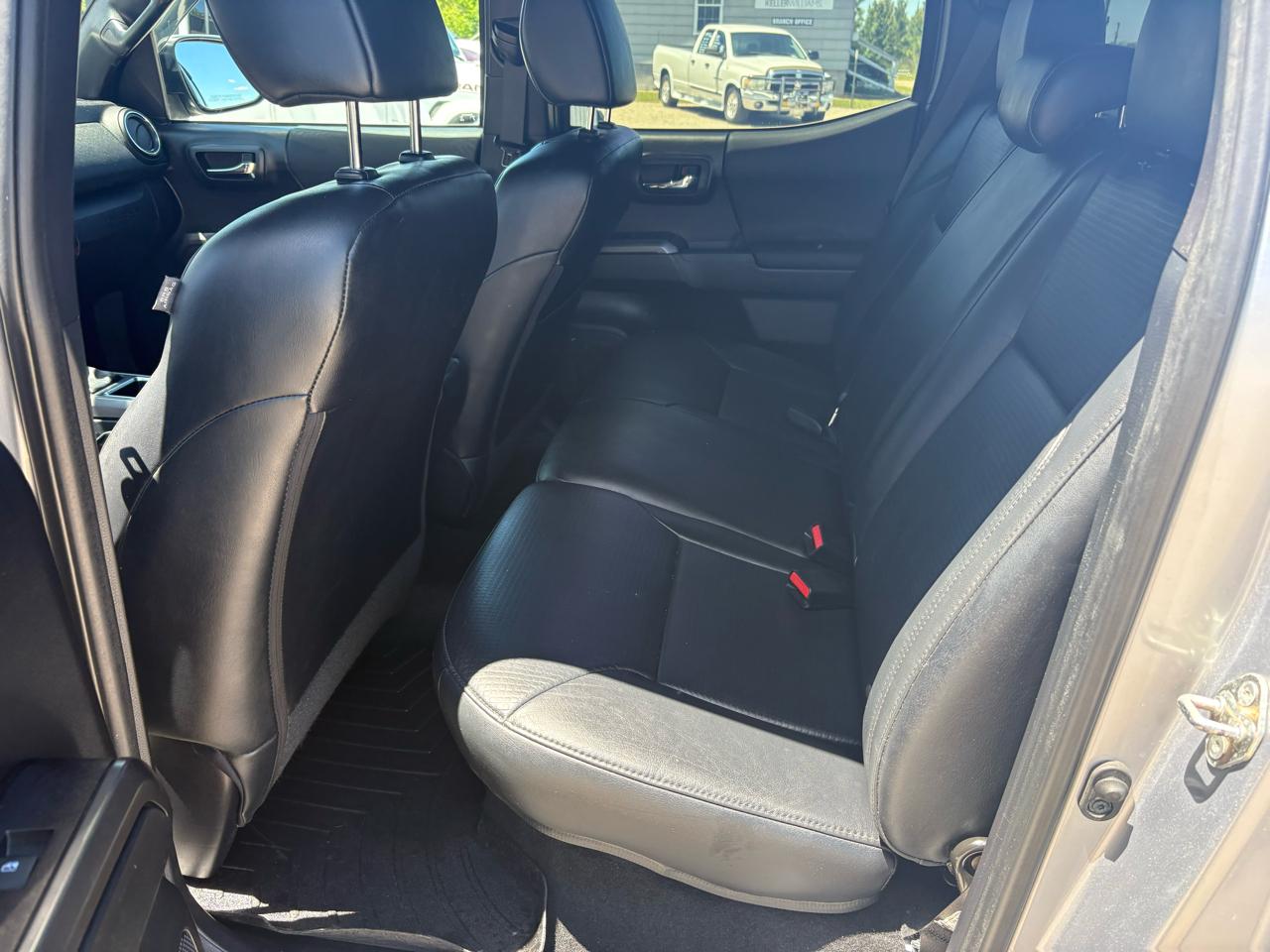 Toyota Tacoma 4WD Double Cab V6 AT TRD Off Road (Natl) 2019