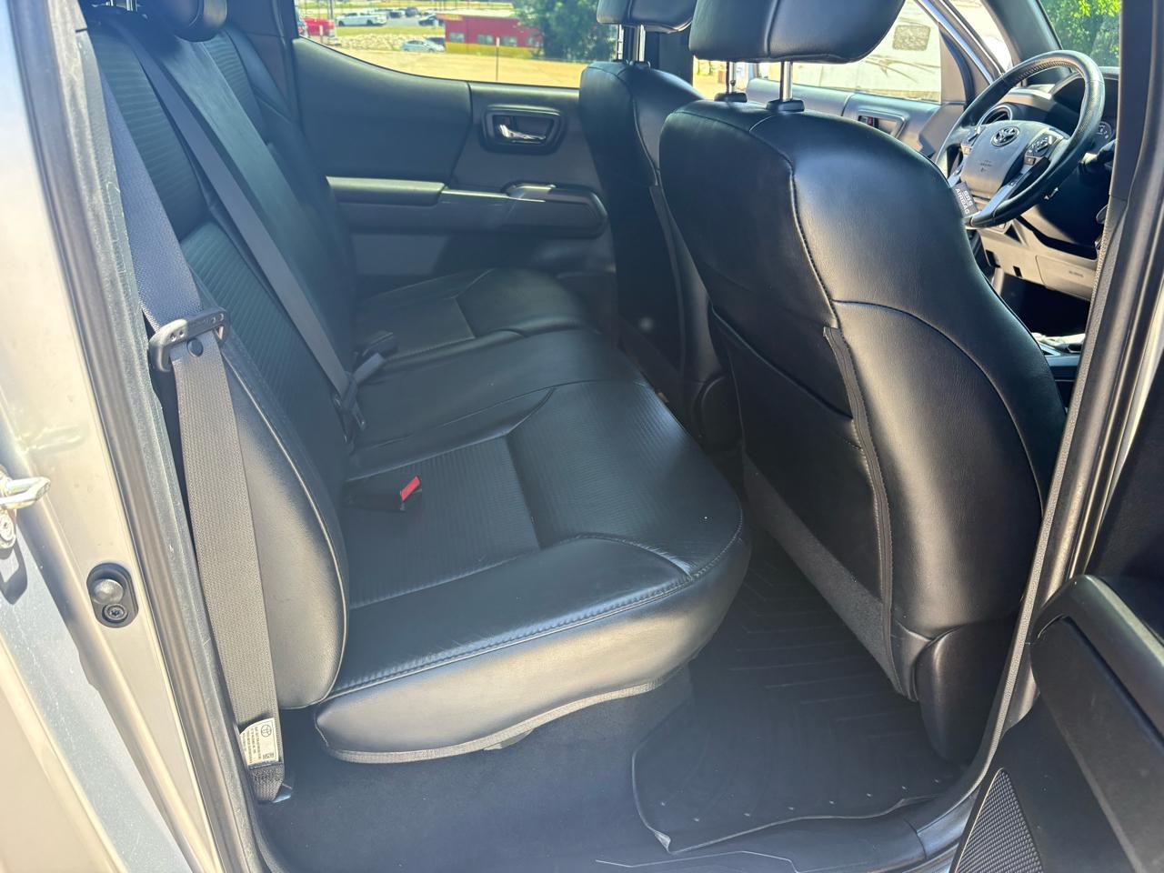Toyota Tacoma 4WD Double Cab V6 AT TRD Off Road (Natl) 2019