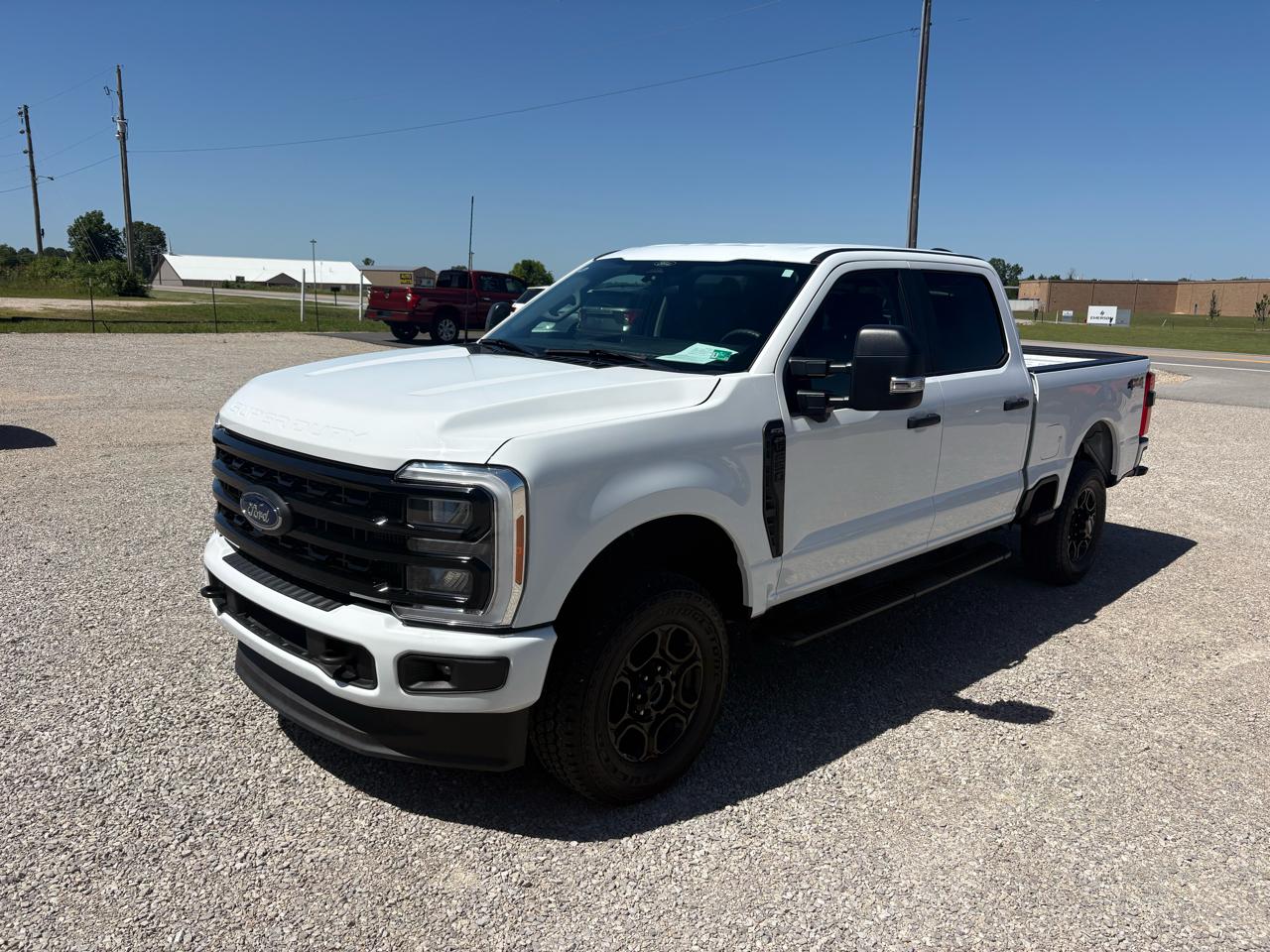 Ford F-250 SD XLT Crew Cab 4WD 2024