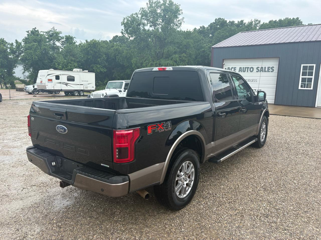 Ford F-150 4WD SuperCrew 139" Lariat 2018