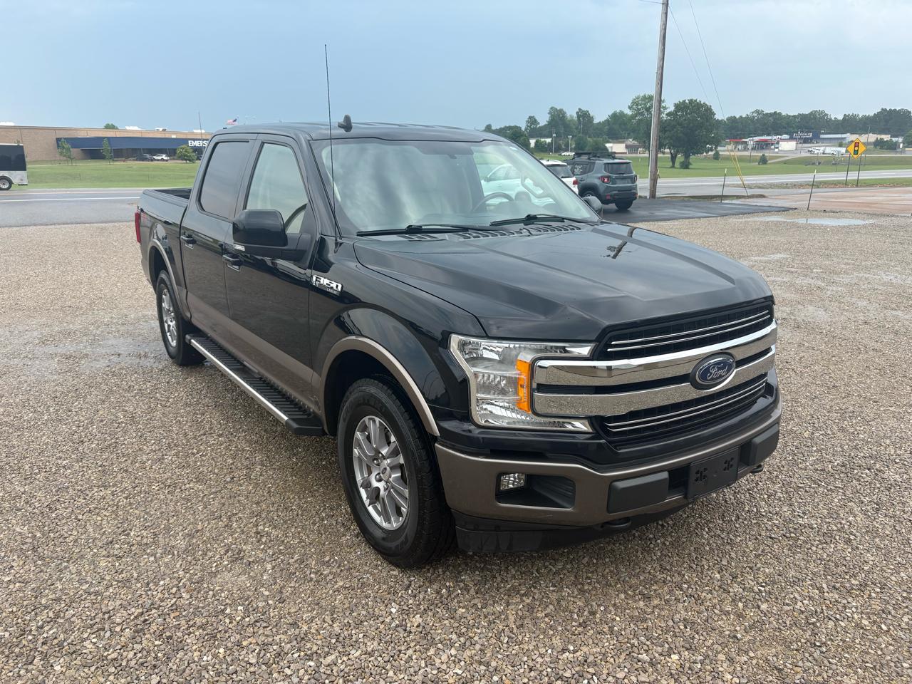 Ford F-150 4WD SuperCrew 139" Lariat 2018