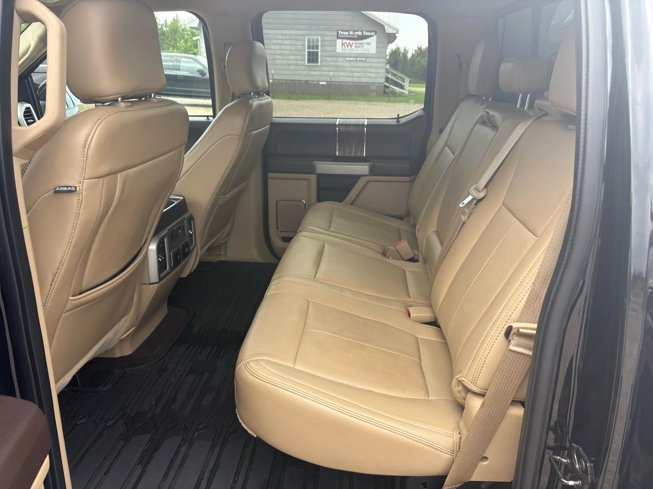 Ford F-150 4WD SuperCrew 139" Lariat 2018