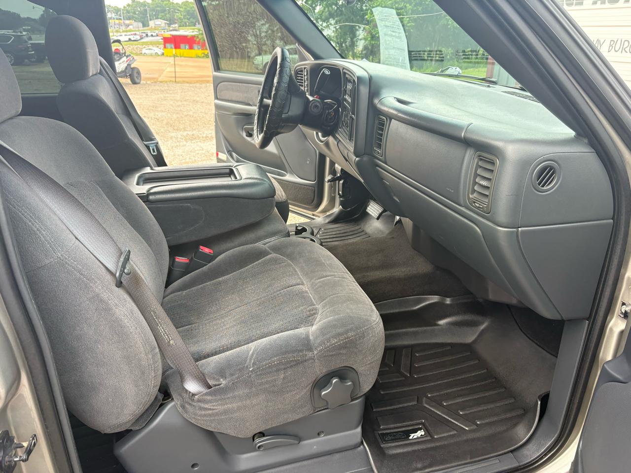 Chevrolet Silverado 1500HD HD Crew Cab LS 4WD 2002