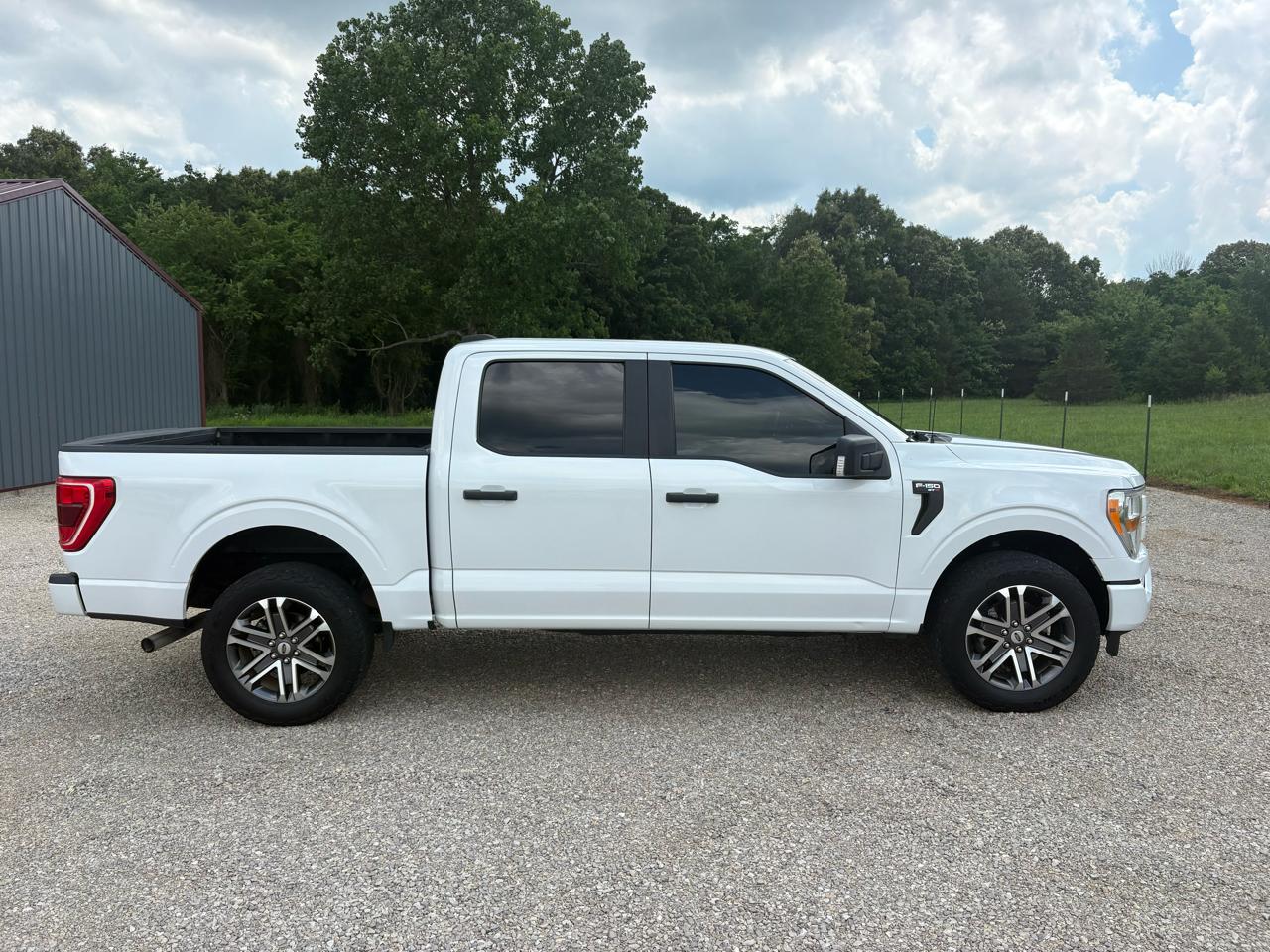 Ford F-150 4WD SuperCrew 139" XLT 2021