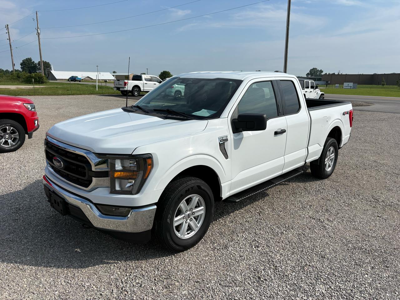 Ford F-150 4WD SuperCab 133" XLT 2023