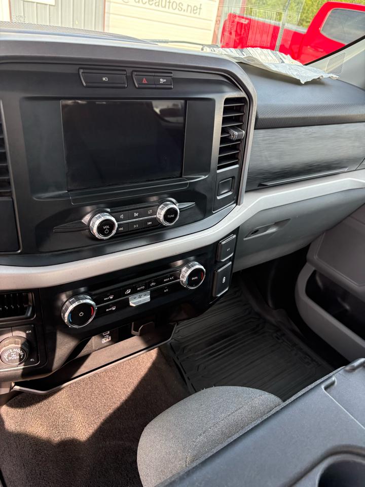 Ford F-150 4WD SuperCab 133" XLT 2023