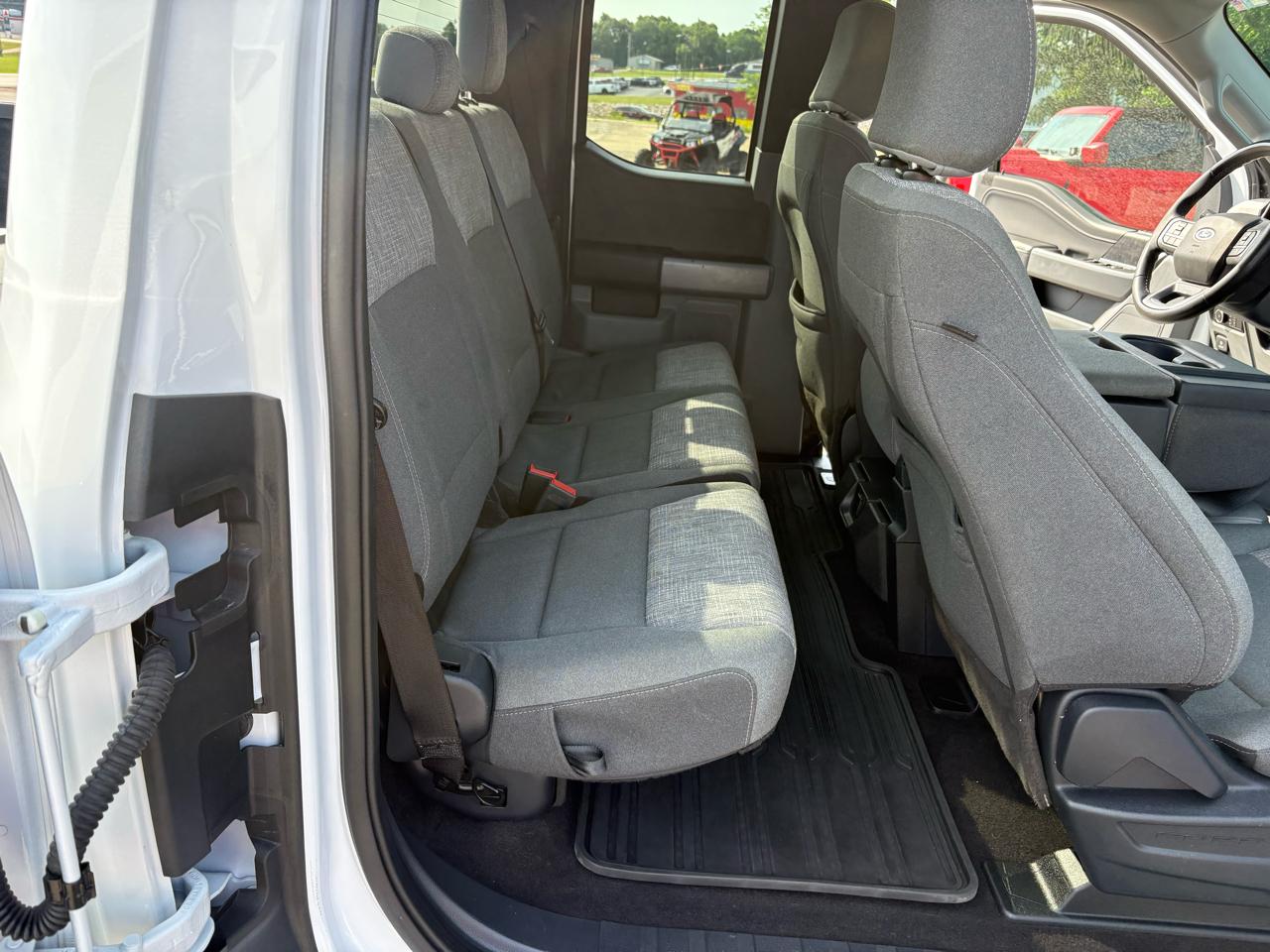 Ford F-150 4WD SuperCab 133" XLT 2023