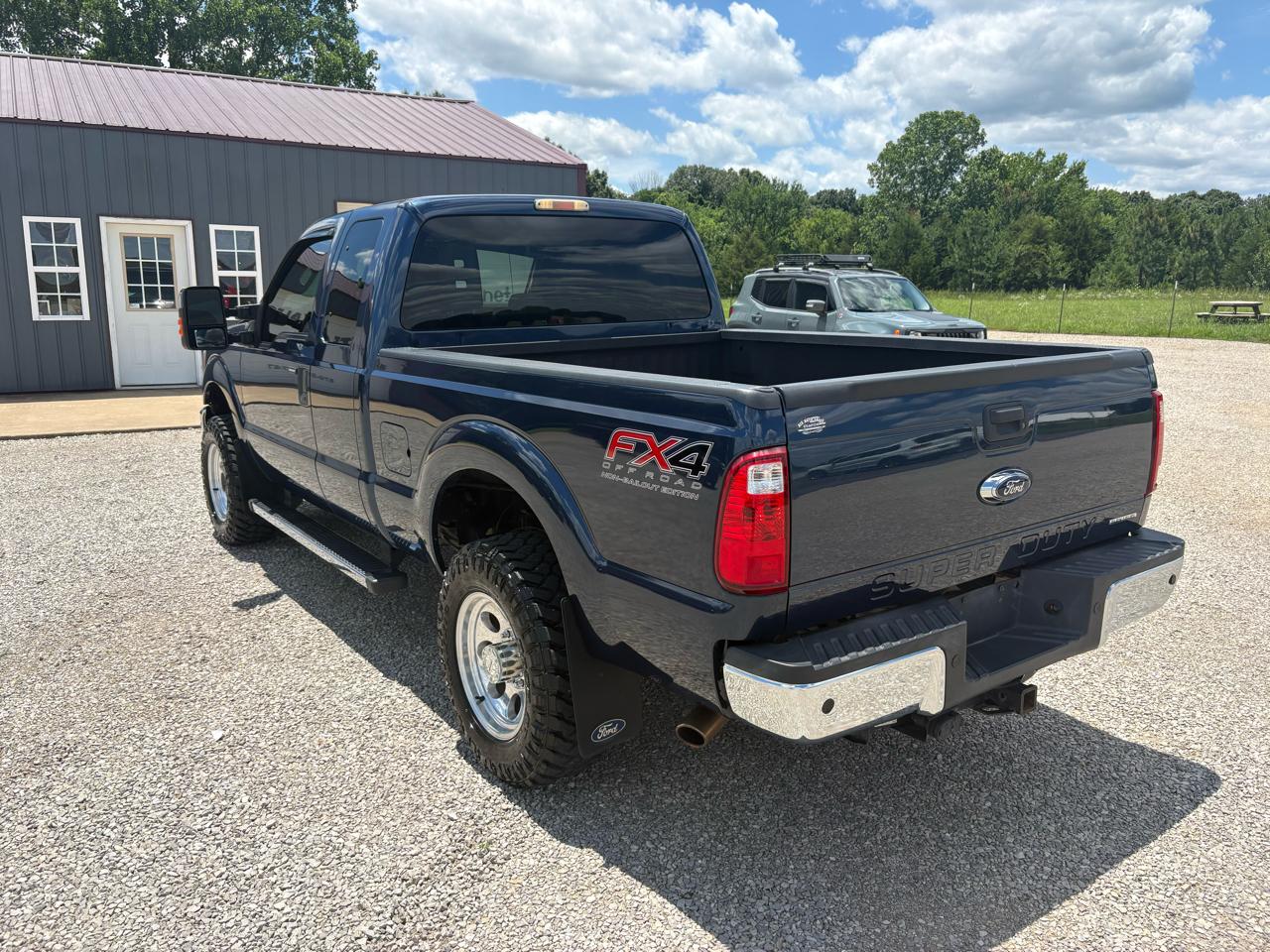 Ford F-250 SD FX4 SuperCab 4WD 2016