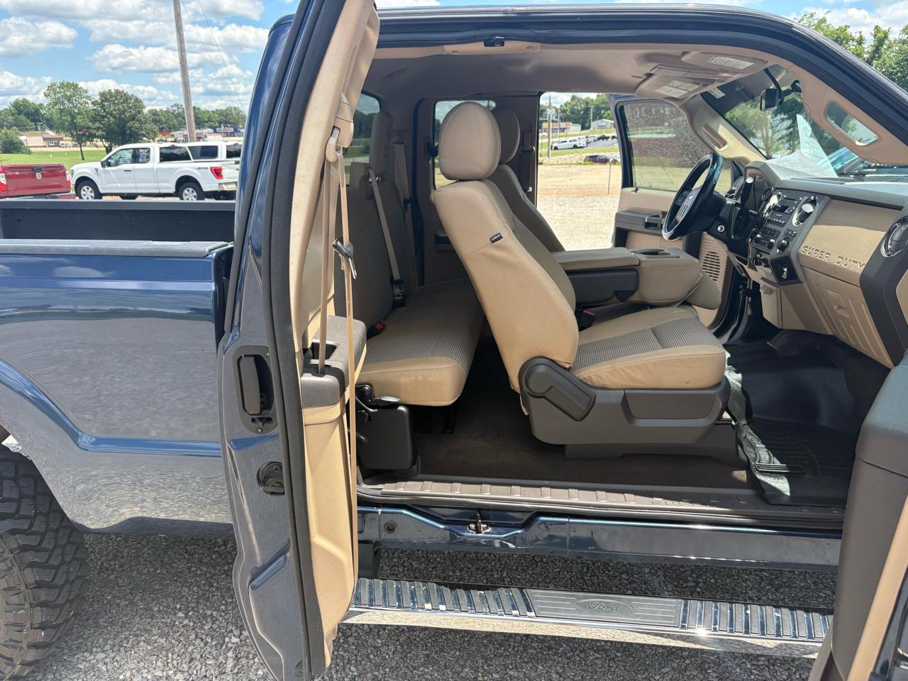 Ford F-250 SD FX4 SuperCab 4WD 2016