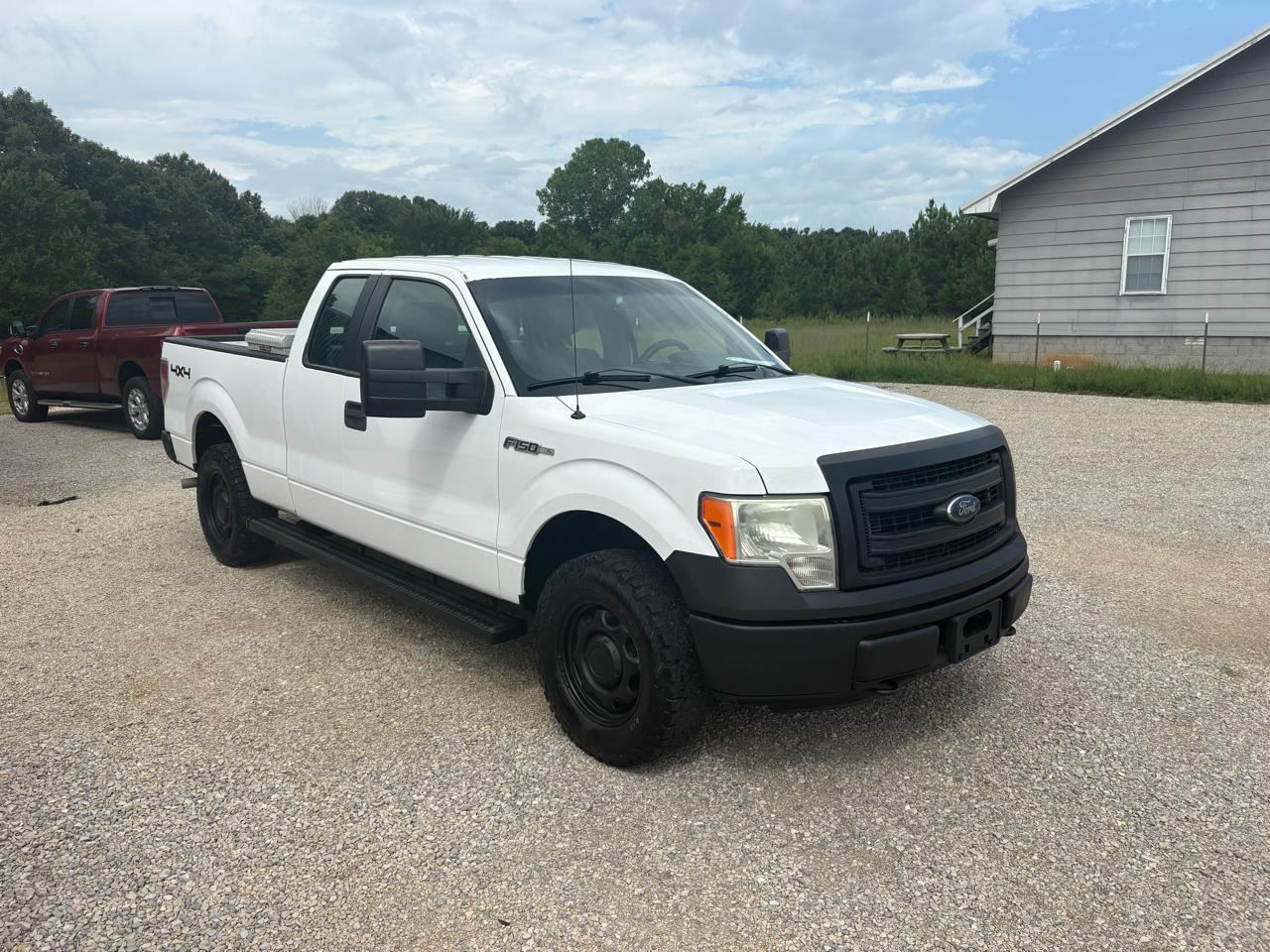 Ford F-150 4WD SuperCab 145" XL 2014