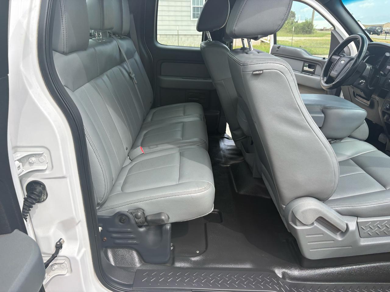 Ford F-150 4WD SuperCab 145" XL 2014