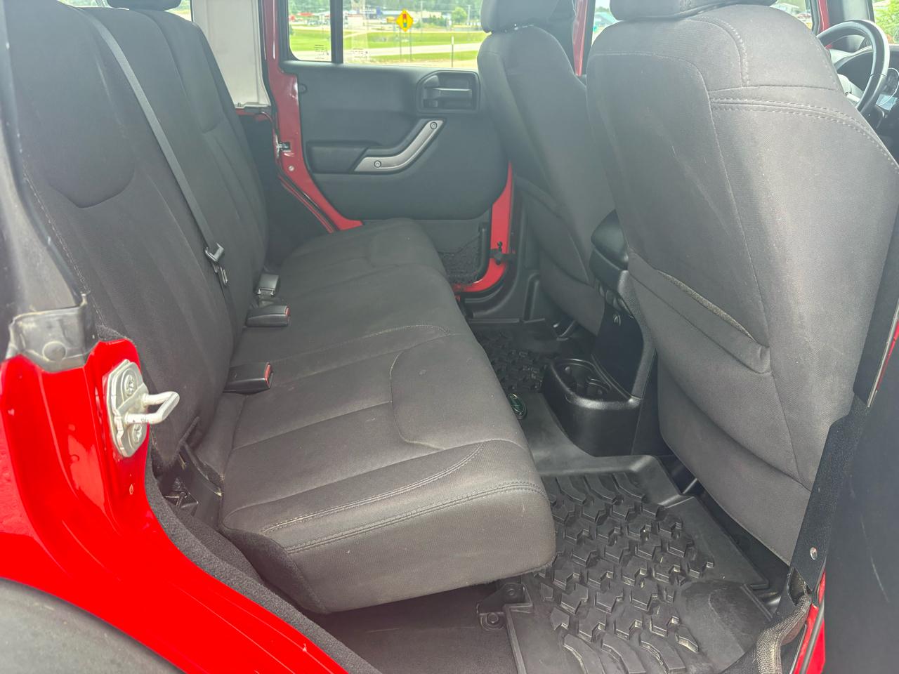 Jeep Wrangler Unlimited Sport 4WD 2014