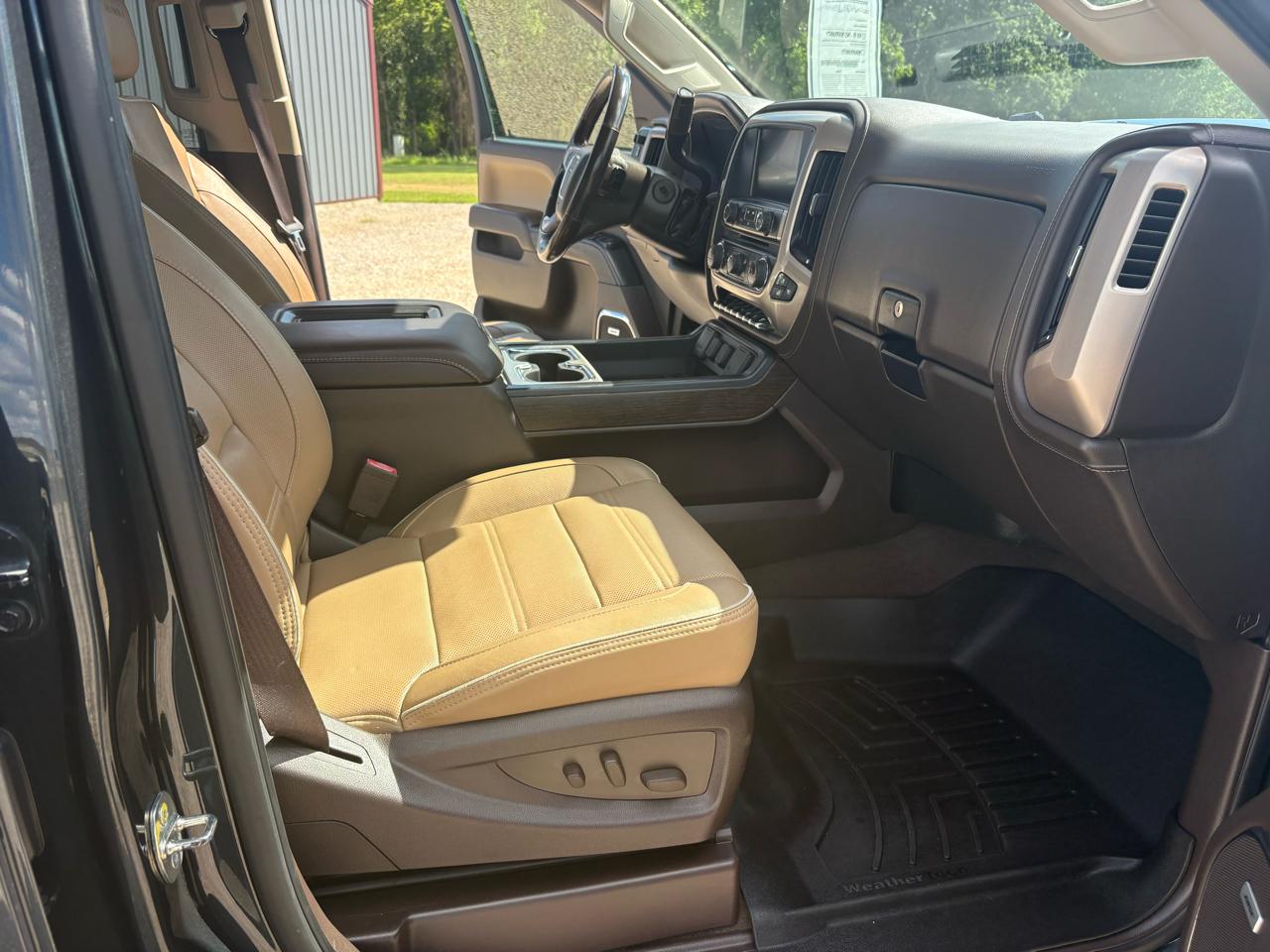 GMC Sierra 2500HD Denali Crew Cab 4WD 2019