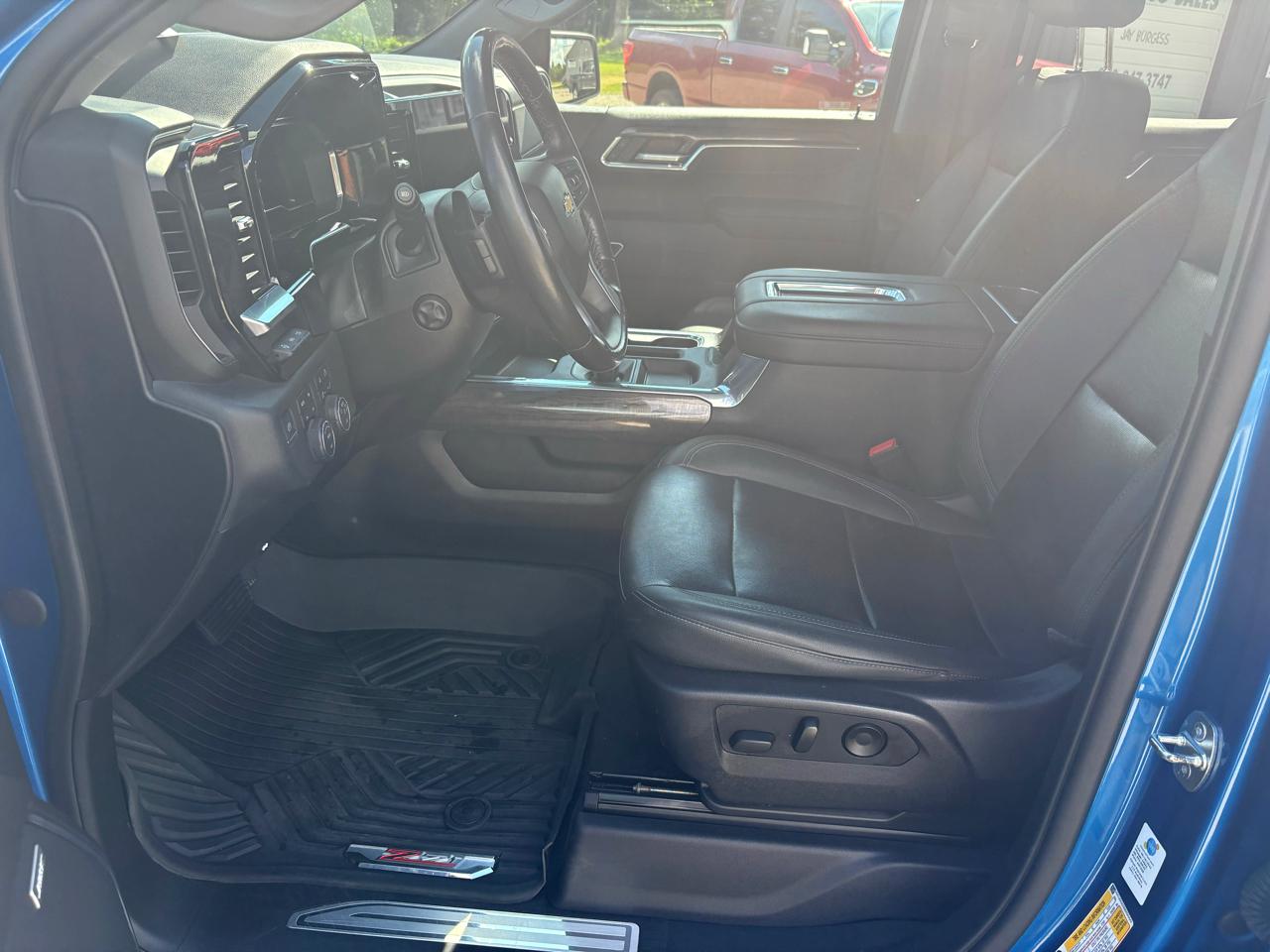 Chevrolet Silverado 1500 4WD Crew Cab 143.5" LTZ w/2LZ 2022