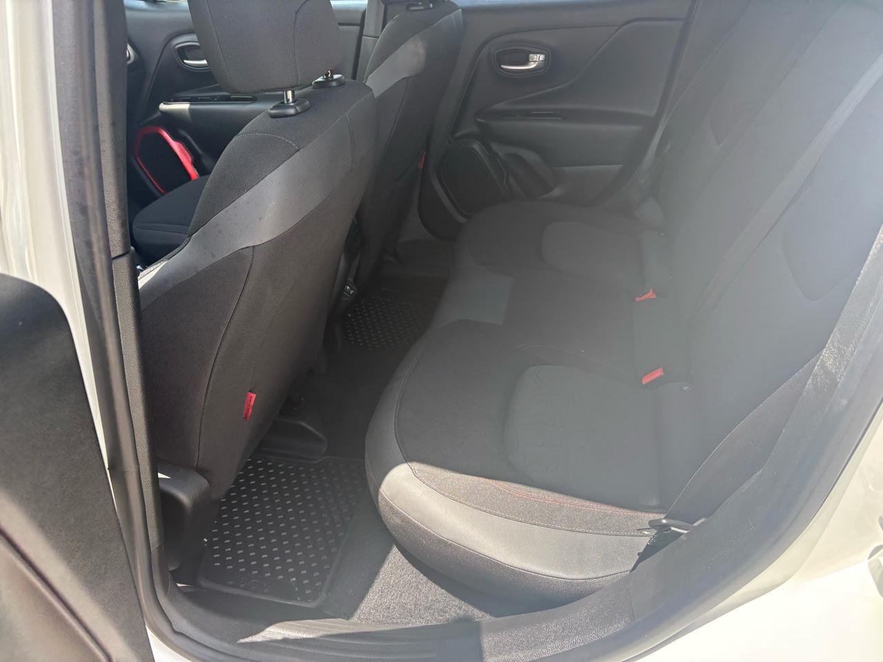 Jeep Renegade Trailhawk 2023