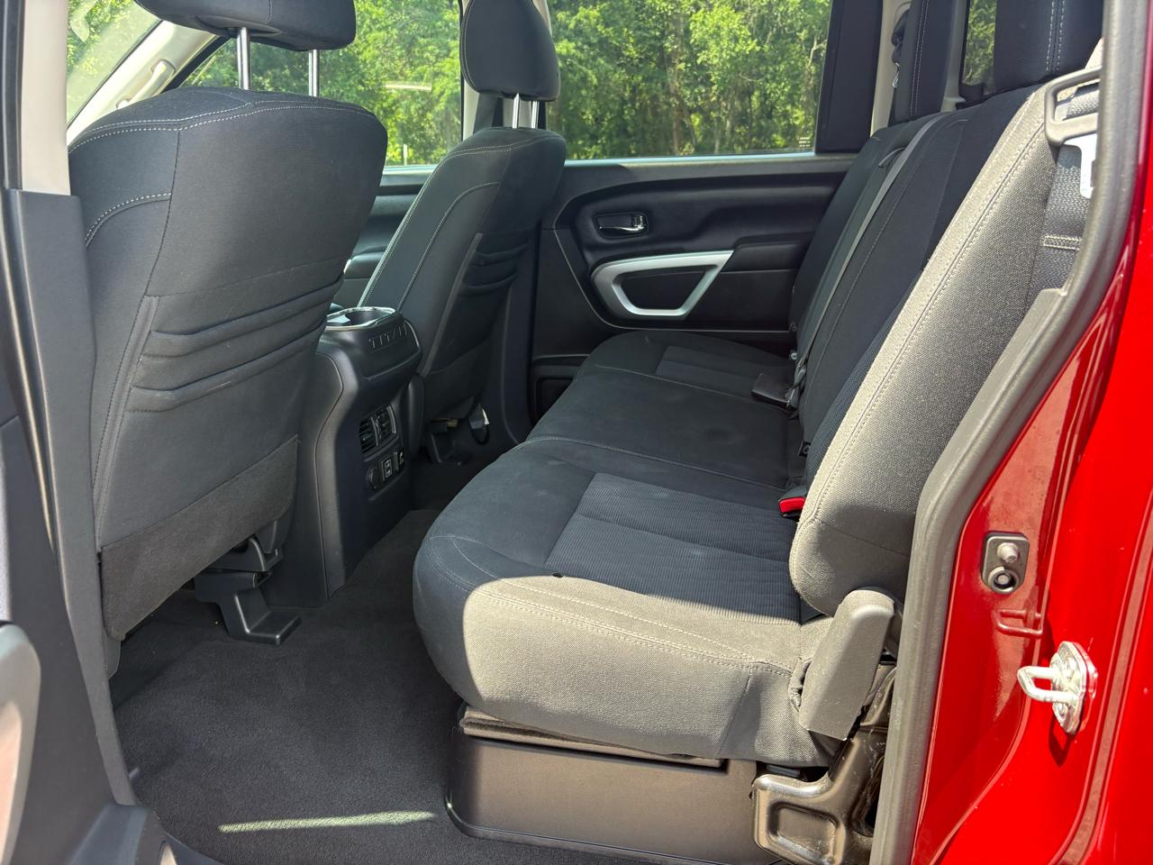 Nissan Titan XD PRO-4X Crew Cab 4WD Diesel 2019