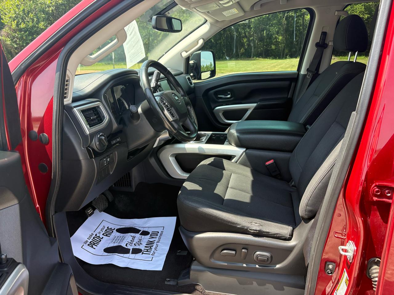 Nissan Titan XD PRO-4X Crew Cab 4WD Diesel 2019