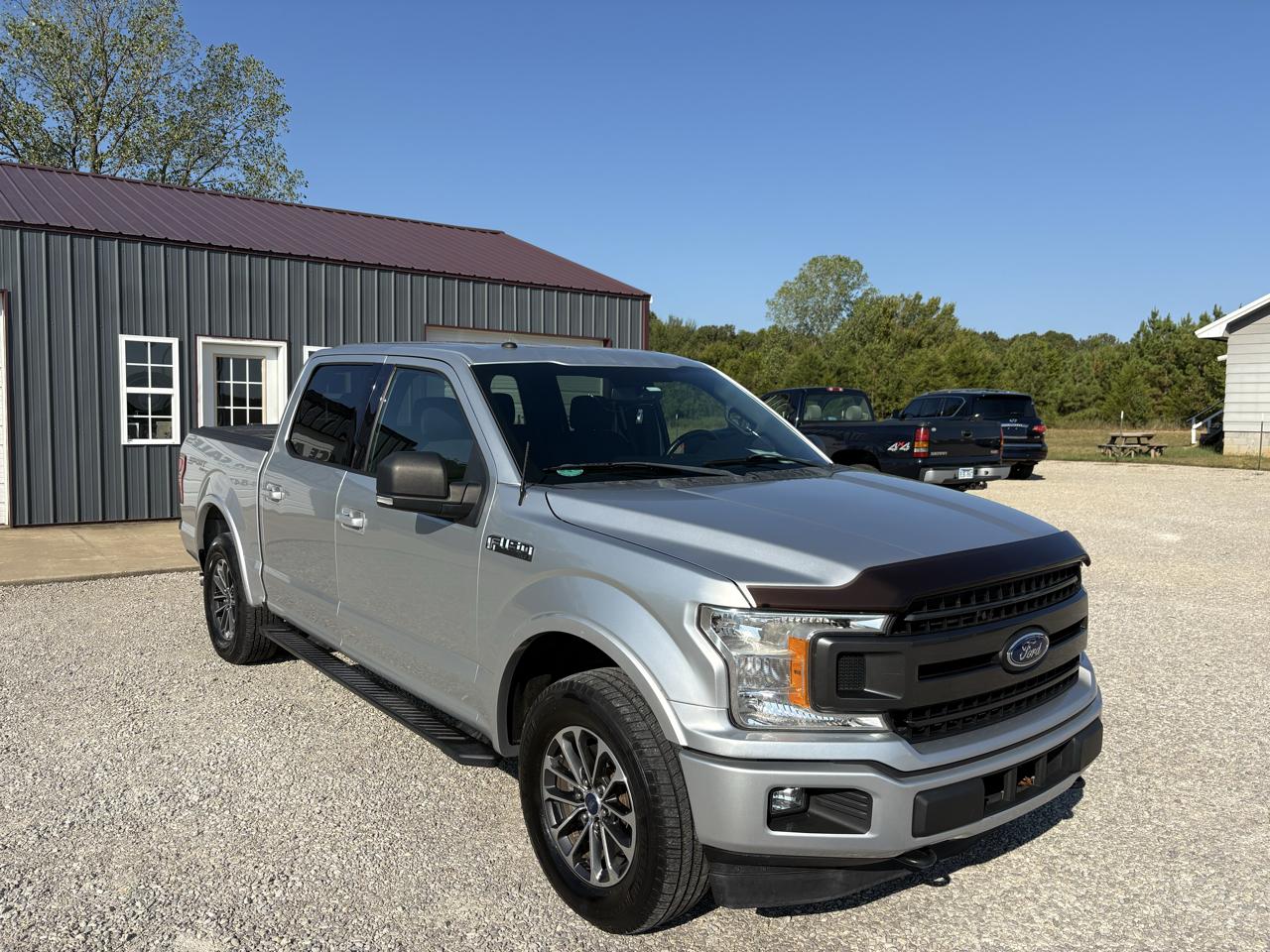 Ford F-150 4WD SuperCrew 139" XLT 2018