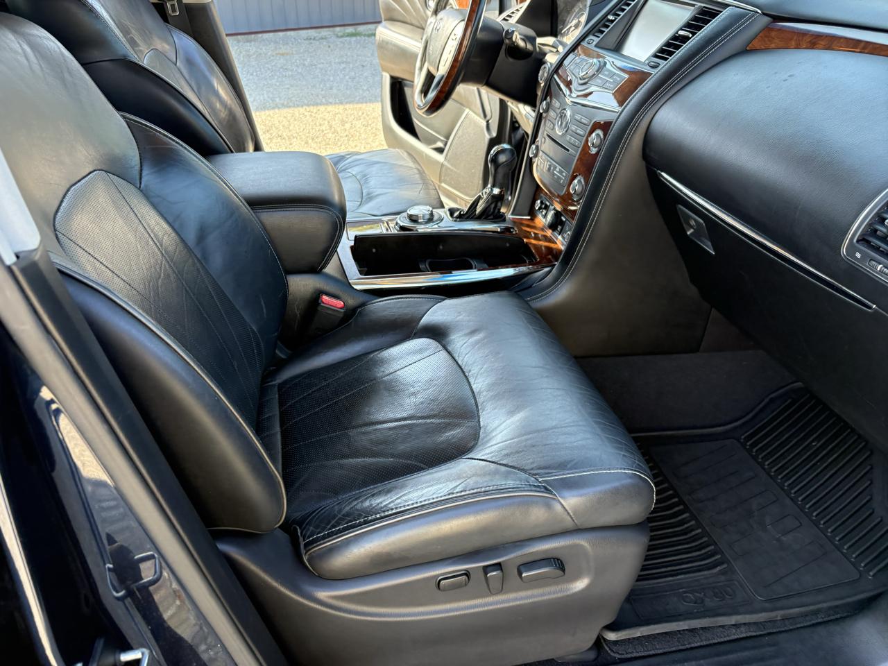Infiniti QX80 4WD 2017