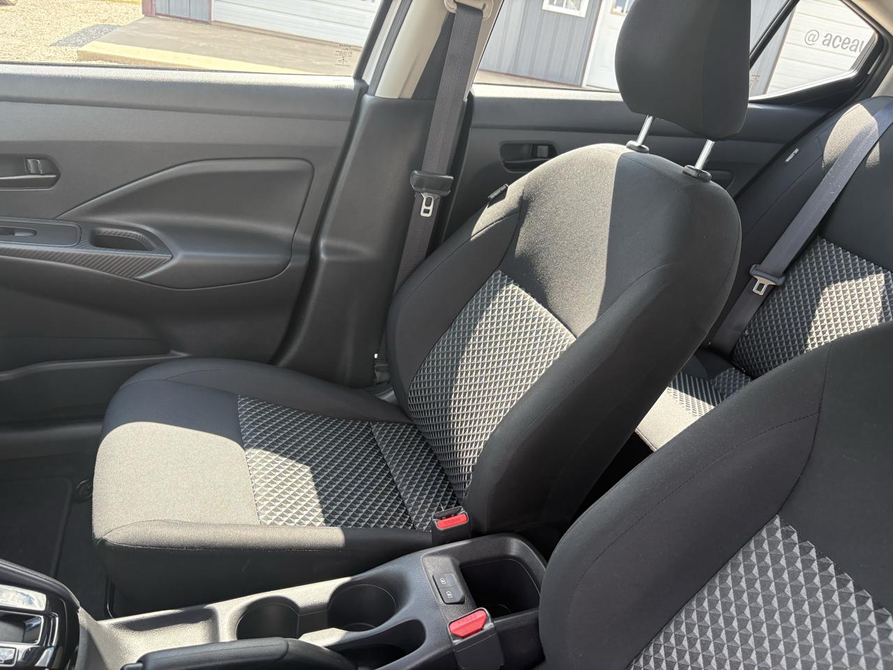 Nissan Versa S CVT 2021
